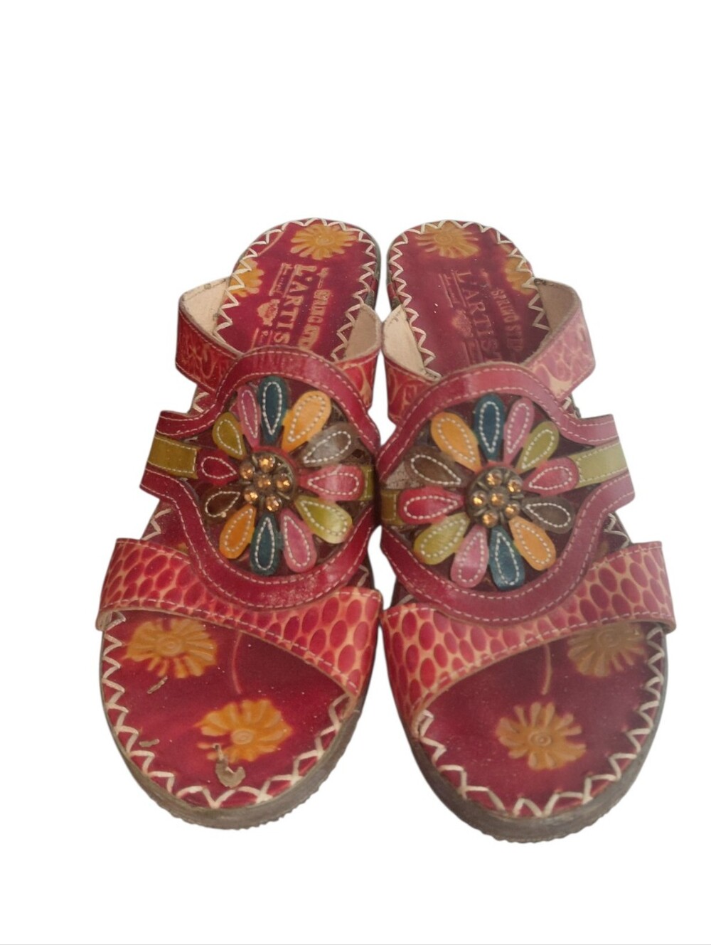 L'ATISTE Red Floral Embroidered Wedge Sandals Size 8 EU 38 - Picture 2 of 11